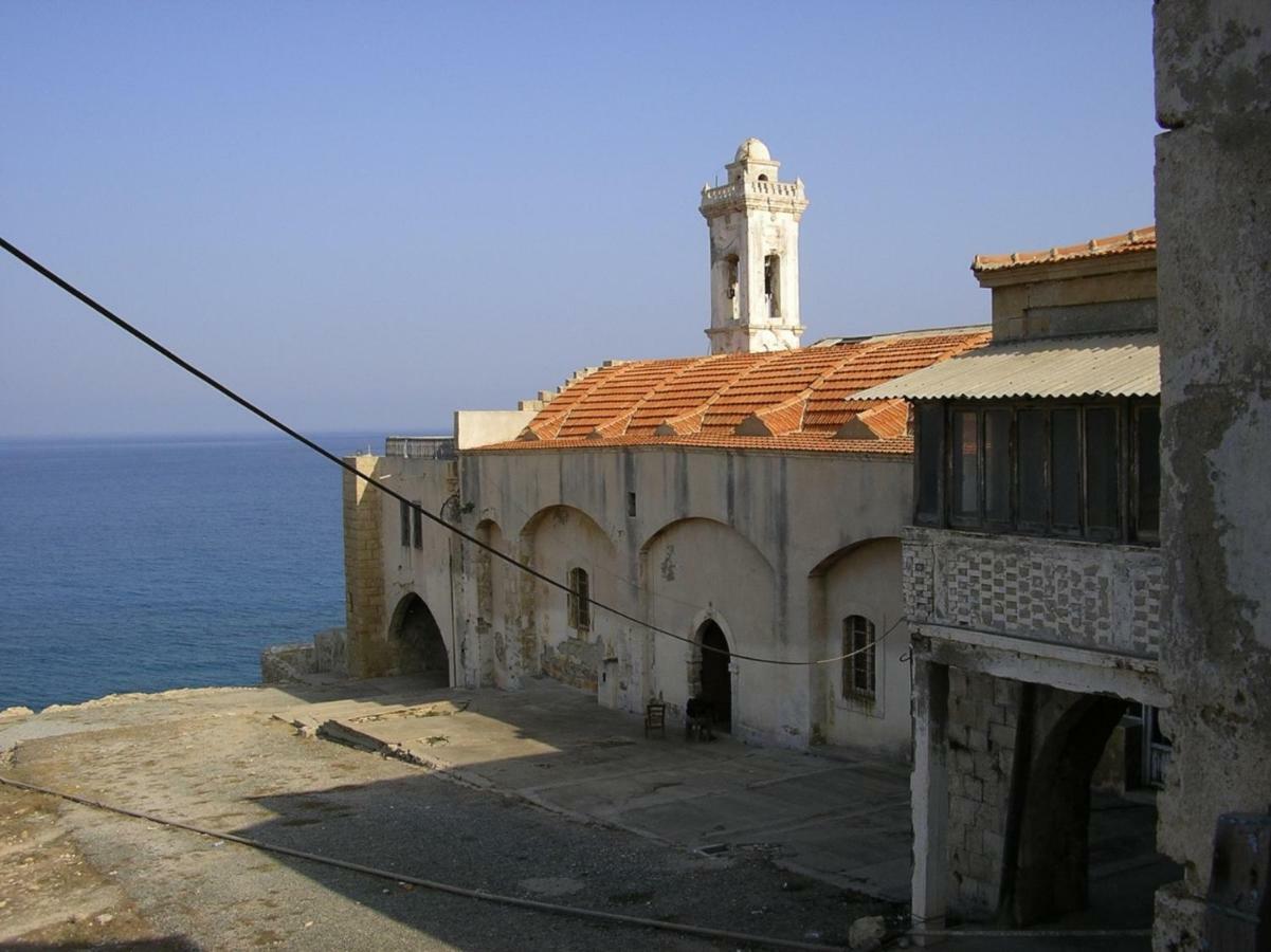 Sun Rays Hostel Kyrenia  Exteriér fotografie